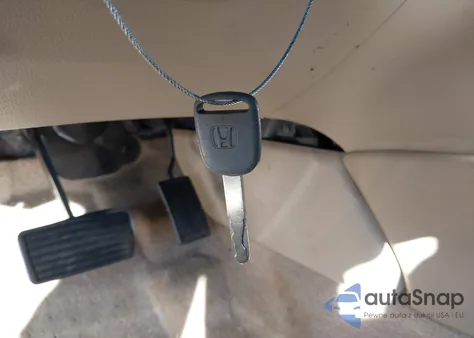 2011 Honda Accord 2.4 Ex-L из США, поврежденный, VIN 1HGCP2F82BA013221